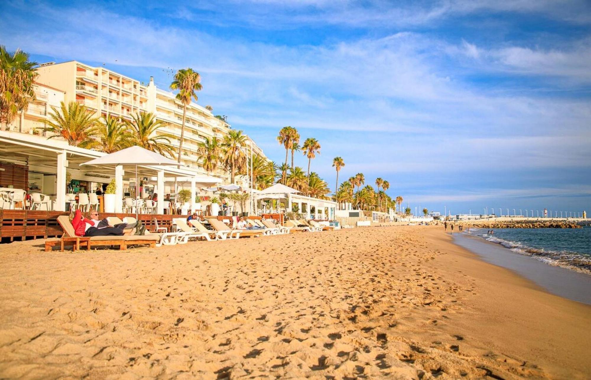 Rio - 200 M Plages - App 6pers- Climatise, Terrasse, Piscine, Parking