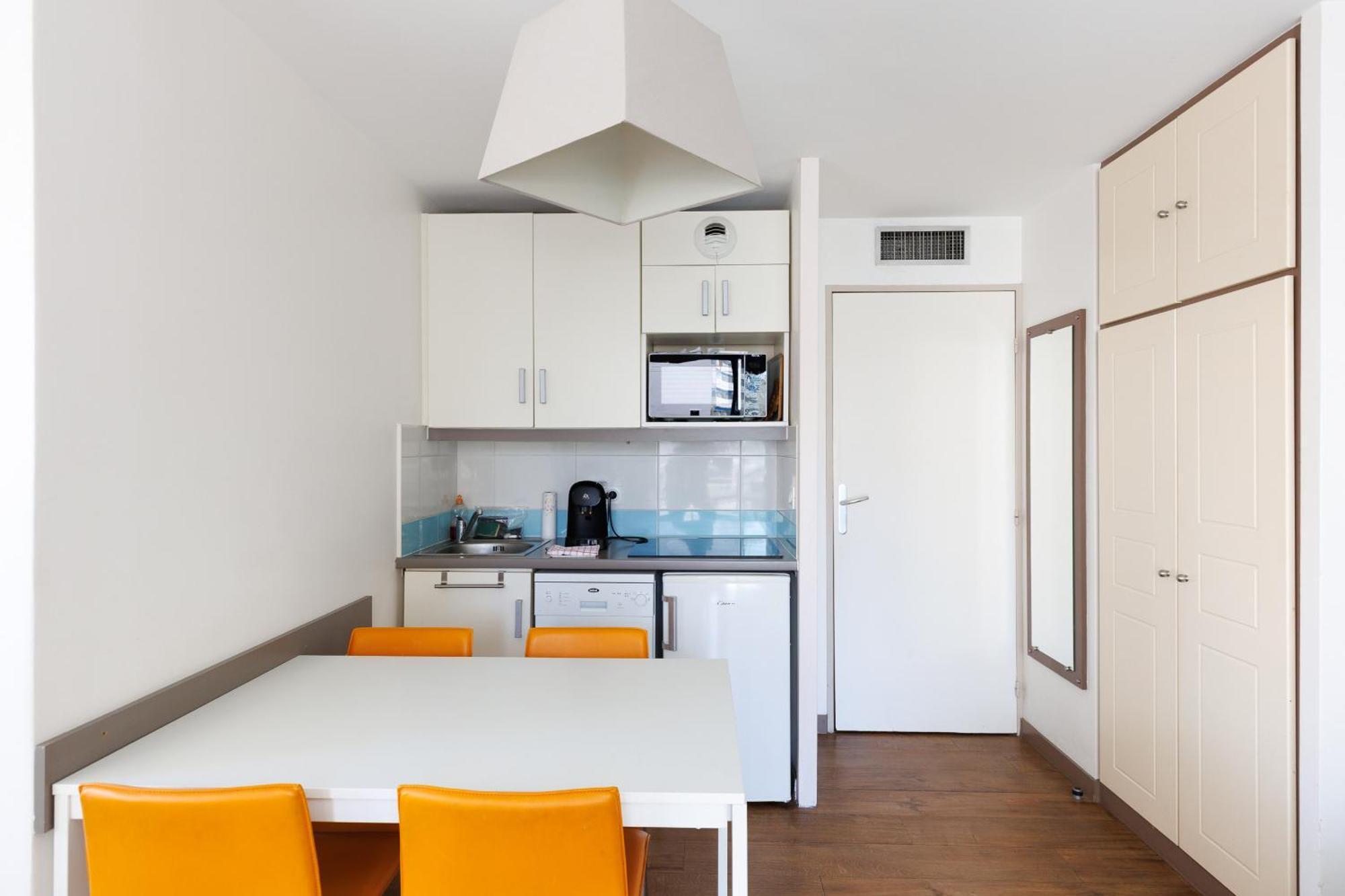 Apartamento Rio - 200 M Plages - App 6pers- Climatise, Terrasse, Piscine, Parking